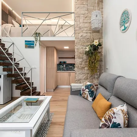 펜션 Loft De Ensueno - Diseno Abierto 에스테포나